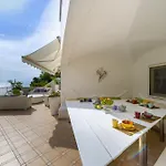 Villa - Elio